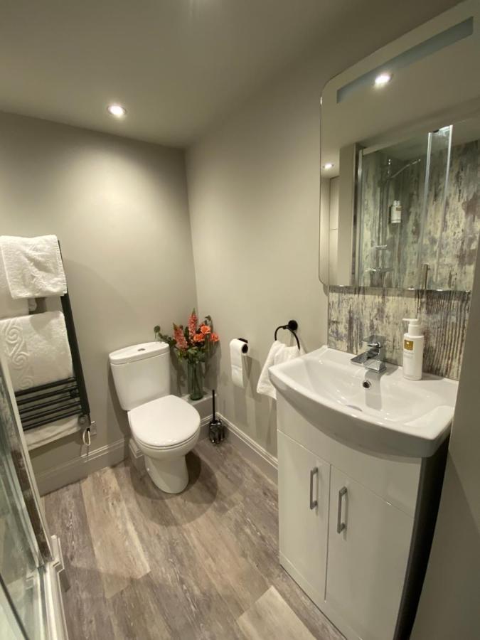 Bed and Breakfast The Hive At Poppi-Red Hawkshead Exterior foto