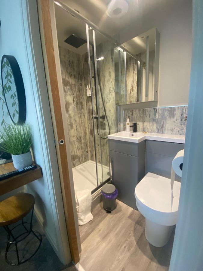 Bed and Breakfast The Hive At Poppi-Red Hawkshead Exterior foto