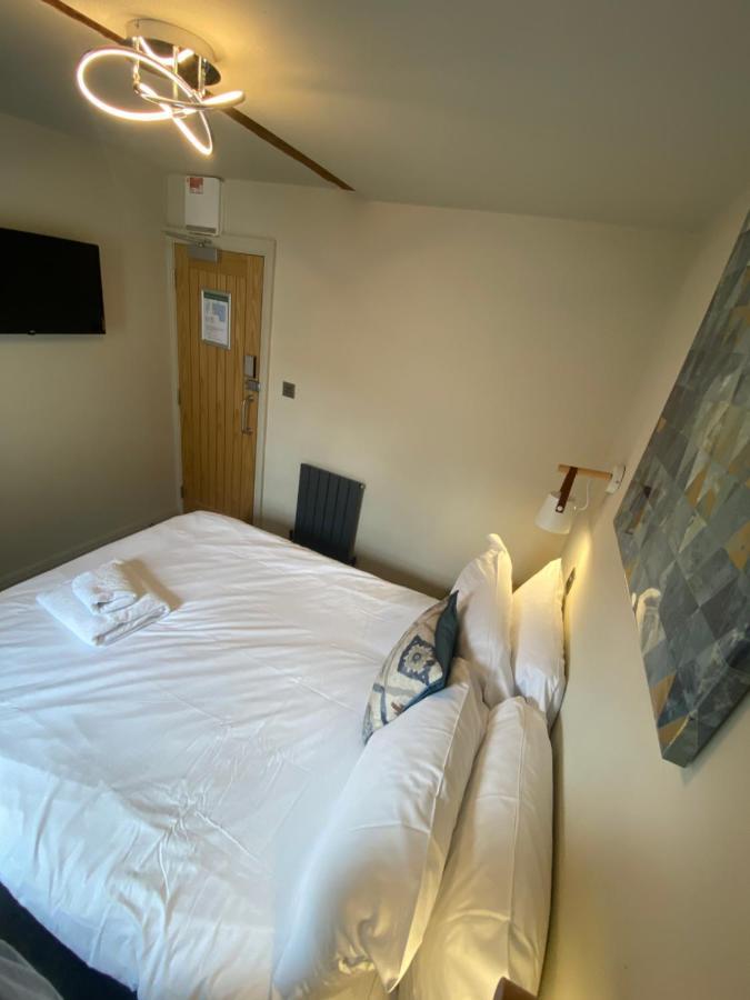 Bed and Breakfast The Hive At Poppi-Red Hawkshead Exterior foto